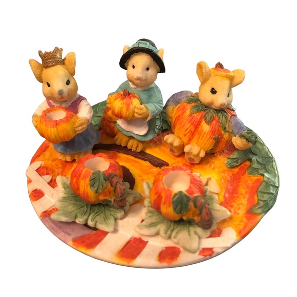 Great Pumpkin Miniature Tea Set - Picture 7 of 8